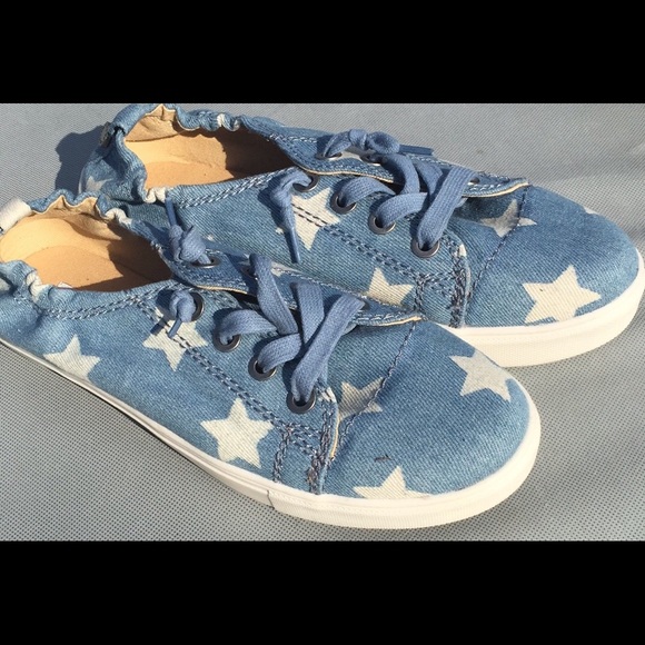 Steve Madden Sneakers - Picture 2 of 7